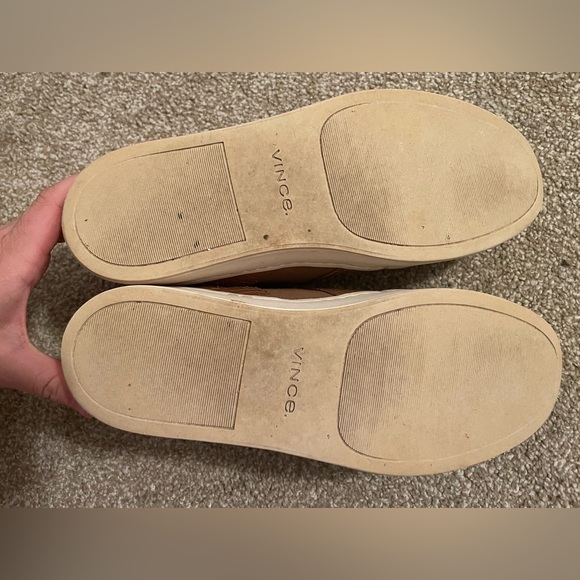 Vince Warren slip on leather sneakers. Size 7 - Picture 4 of 4